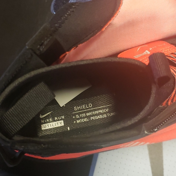 NWT NIKE ZOOM PEGASUS TURBO SHIELD WP BQ1896-600 - Picture 8 of 12